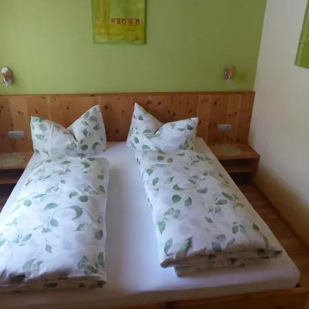 Haus Anita Apartman *